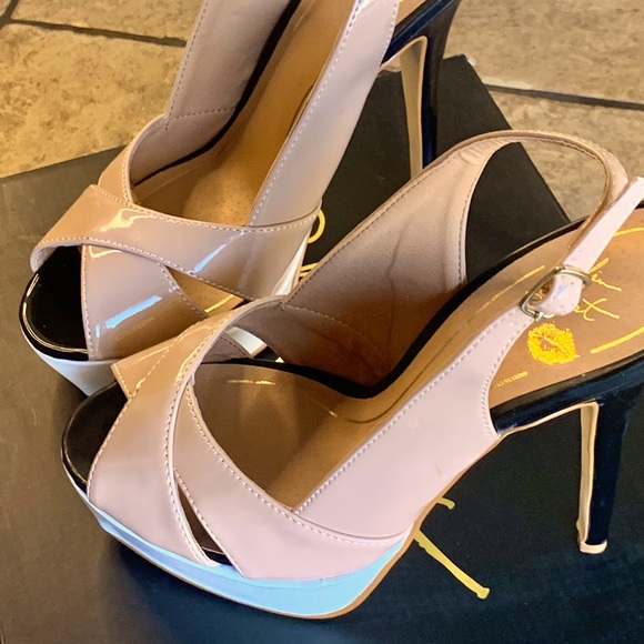 Nude Colin Stuart Heels Size 8 - Picture 3 of 8